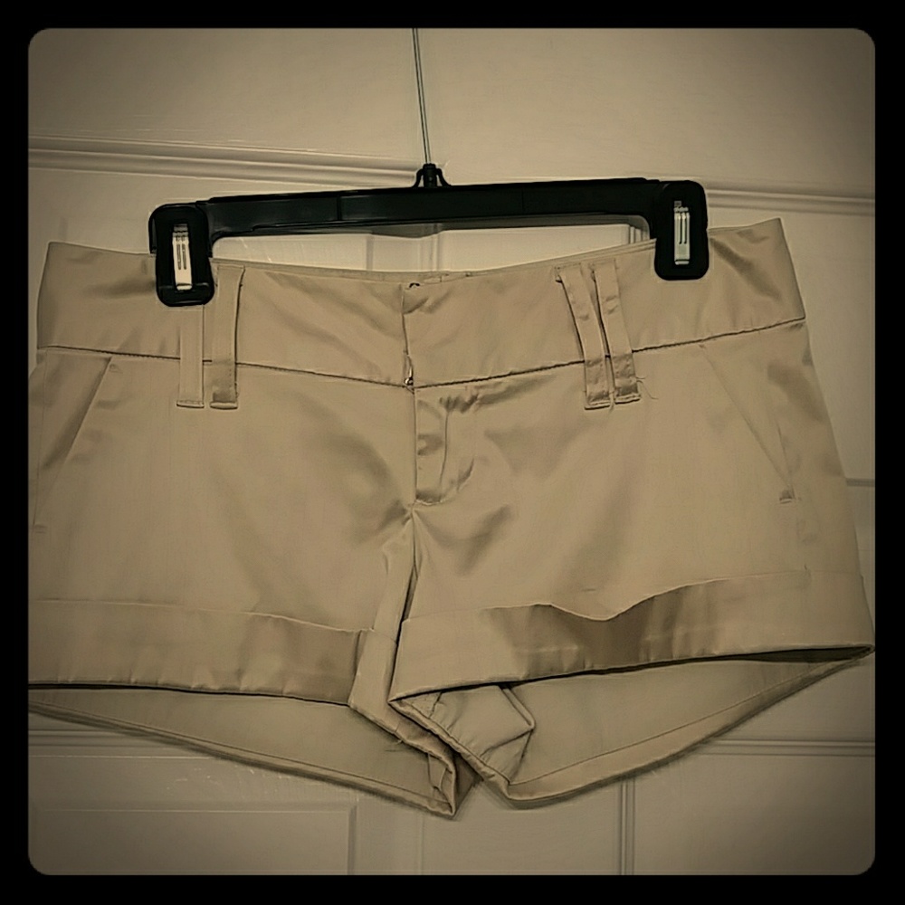 Charlotte Russe short. Siz 6